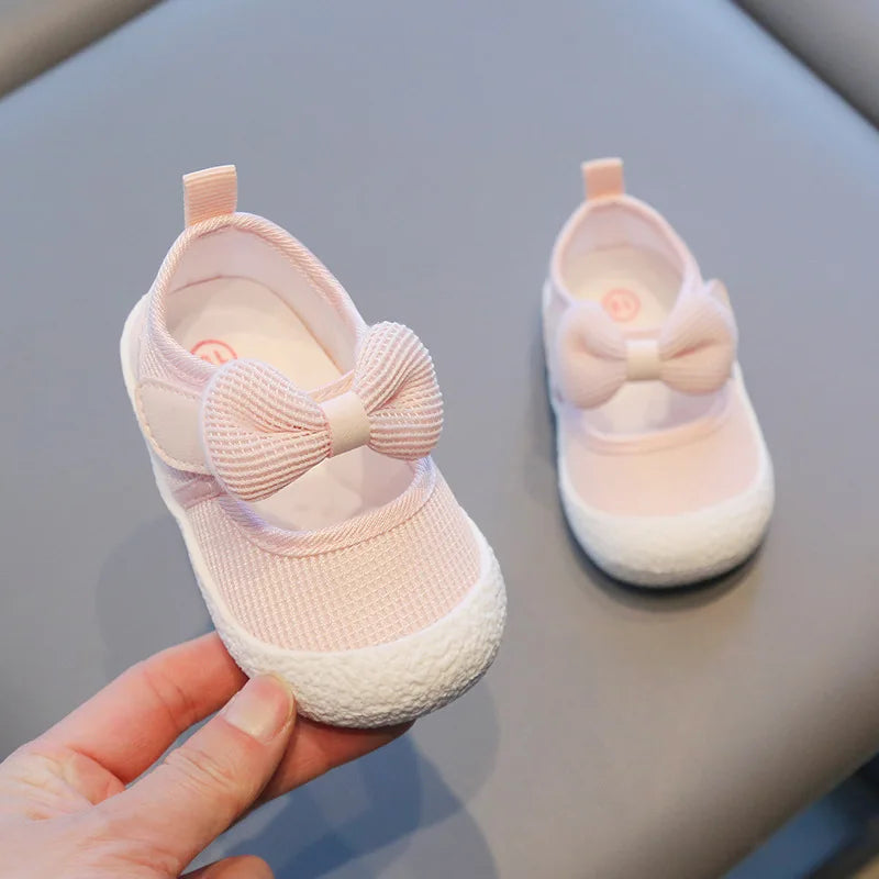 Milo’s Pastel Bow Steps