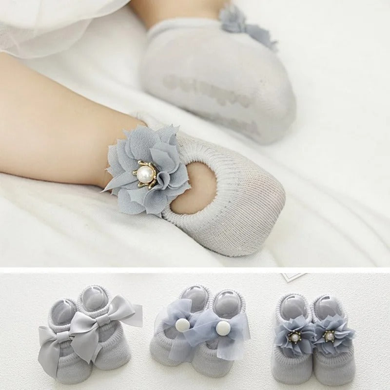 Milo’s Blush Trio – Baby Bow Booties Set (3 Pairs)