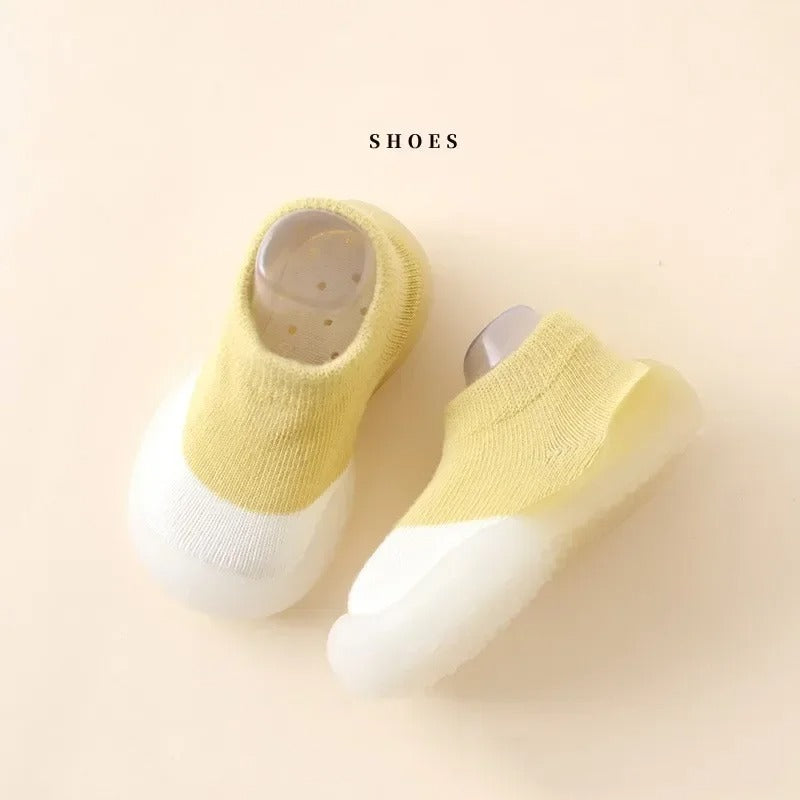 Milo & Moon  Soft Knit Booties